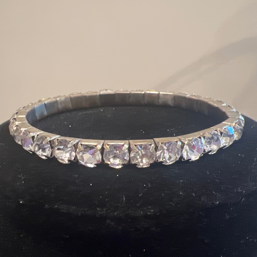 Vintage Clear Rhinestone Tennis Stretch Bracelet Silver Tone Glam Bridal 7in